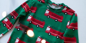 Beitragsbild des Blogbeitrags Nähidee: Weihnachtspyjama für Kinder nähen 