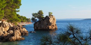 Beitragsbild des Blogbeitrags Urlaub am Meer in Brela – Kroatien 