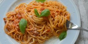 Beitragsbild des Blogbeitrags Rezept für Spaghetti al pomodoro original italienisch! 