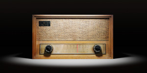 Beitragsbild des Blogbeitrags Die Geschichte der Musik: Radios von früher bis heute 