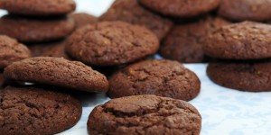 Beitragsbild des Blogbeitrags Nougat-Pistazien-Cookies 