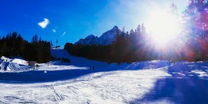 Beitragsbild des Blogbeitrags Skifahren mit Kindern im Stubaital – Serles Mieders