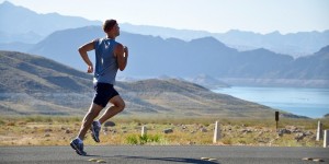 Beitragsbild des Blogbeitrags Die besten Fitness Tracker und Sportuhren zum Laufen
