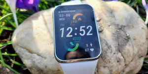 Beitragsbild des Blogbeitrags Xiaomi Smart Band 8 Pro Test – klein, fein und wirklich gut