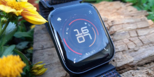 Beitragsbild des Blogbeitrags Amazfit Active Test – Du und Deine Geldbörse werden die Uhr lieben 
