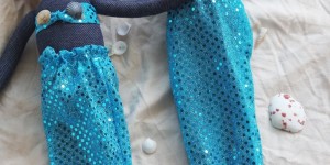 Beitragsbild des Blogbeitrags Meerjungfrau | eine schnelle DIY-Flosse für die Puppe WERBUNG