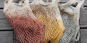 Beitragsbild des Blogbeitrags Zaubern mit Naturfarben | Natural Dye, Batik und ungiftige Kinder-Malfarben 