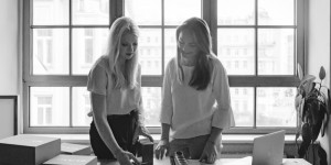 Beitragsbild des Blogbeitrags SHOPSMALL | Interview mit Svenja und Magdalena von MAJAVIA