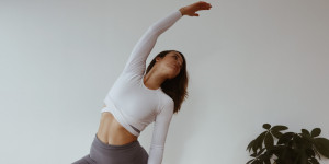 Beitragsbild des Blogbeitrags Yoga für Anfänger: So beginnst du deine Yoga Praxis 