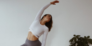 Beitragsbild des Blogbeitrags Yoga für Anfänger: So beginnst du deine Yoga Praxis