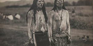 Beitragsbild des Blogbeitrags BlackBraid – Barefoot Ghost Dance on Blood Soaked Soil 