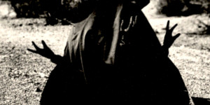 Beitragsbild des Blogbeitrags Kryatjurr of Desert Ahd – Ecological Grief – Relentless Visions of Fire and Aridification