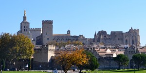 Beitragsbild des Blogbeitrags Meine 7 Tipps für Avignon und Lyon 