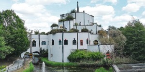 Beitragsbild des Blogbeitrags Rogner Bad Blumau; mein steirischer Thermentraum