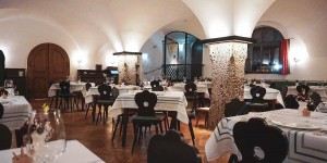 Beitragsbild des Blogbeitrags Das Restaurant Goldener Hirsch in Salzburg