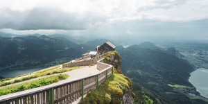 Beitragsbild des Blogbeitrags Über den Wolfgangsee hinauf auf den Schafberg 