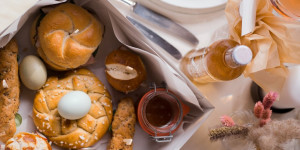 Beitragsbild des Blogbeitrags Osternbrunch to go von Glory Days und Haus & Hof Catering