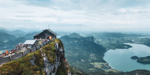 Beitragsbild des Blogbeitrags Mit Schiff und Bahn auf den Schafberg 