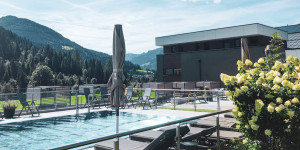 Beitragsbild des Blogbeitrags Day Spa im Hofgut Wagrain, Wellness – Genuss mit Bergblick 