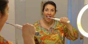 Beitragsbild des Blogbeitrags Happy mit meiner neuen Philips Sonicare 9500 DiamondClean Zahnbürste