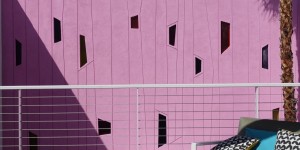 Beitragsbild des Blogbeitrags Color Your World – A Carnation Pink Wall