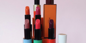 Beitragsbild des Blogbeitrags ROUGE HERMÈS – eine Kollektion seidiger und matter Lippenstifte 