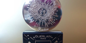 Beitragsbild des Blogbeitrags Die Golden Bee Kollektion von Guerlain