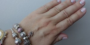Beitragsbild des Blogbeitrags How I Wear My: Rose Quartz & Serenity 