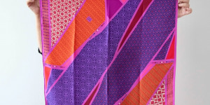 Beitragsbild des Blogbeitrags Carré en Cravates, from Tie to Scarf – Day 19 of 28 Scarves