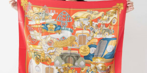Beitragsbild des Blogbeitrags Automobile, Automotive History on a Scarf – Day 20 of 28 Scarves