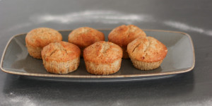 Beitragsbild des Blogbeitrags Fluffige Bananenbrot-Muffins. 