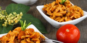 Beitragsbild des Blogbeitrags tomaten-teigreis