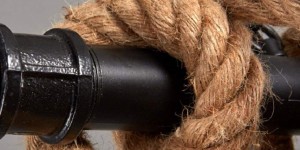 Beitragsbild des Blogbeitrags Deckenleuchte aus Tauen
