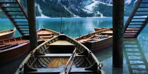 Beitragsbild des Blogbeitrags Pragser Wildsee: Infos & Tipps zur Perle der Dolomitenseen in Südtirol