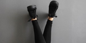 Beitragsbild des Blogbeitrags Back in BlackFesch und fair durch den Herbst {Gewinnspiel}