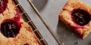 Beitragsbild des Blogbeitrags Veganer Zwetschkenkuchen 
