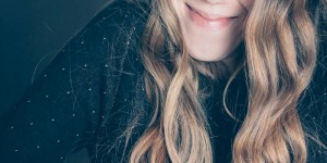 Beitragsbild des Blogbeitrags {Werbung} Fair Fashion-Glamour für das Weihnachtsfest