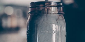 Beitragsbild des Blogbeitrags Einfach mal selber machen: Hafermilch, Haferdrink {vegan, zero waste basics}