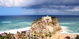 Beitragsbild des Blogbeitrags Tropea, ein „must see“ an der Kalabrischen Küste 