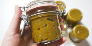Beitragsbild des Blogbeitrags Suppen-Gewürzpaste selbermachen