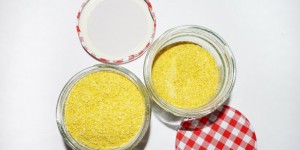 Beitragsbild des Blogbeitrags Zero Waste: Zitronenpulver statt Schalen wegwerfen
