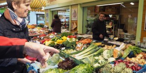 Beitragsbild des Blogbeitrags Traum jedes Foodies: Linzer Südbahnhofmarkt 
