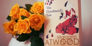 Beitragsbild des Blogbeitrags [Rezension] The Handmaid’s Tale von Margaret Atwood 