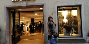 Beitragsbild des Blogbeitrags Wann ist die beste Zeit bei Zara zu Shoppen?