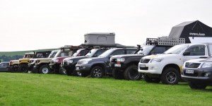 Beitragsbild des Blogbeitrags Buschtaxi Treffen – das größte Toyota Land Cruiser Treffen der Welt