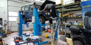 Beitragsbild des Blogbeitrags Neue Kühlwasserschläuche für unseren Toyota Land Cruiser