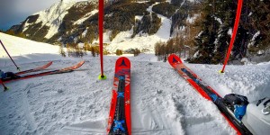 Beitragsbild des Blogbeitrags Das passende Equipment für den Skisport finden 