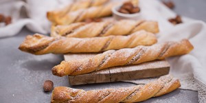 Beitragsbild des Blogbeitrags Saftige Nuss Twists 