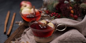 Beitragsbild des Blogbeitrags Roter Glühmost 