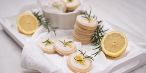 Beitragsbild des Blogbeitrags Zitronen Butterkekse 